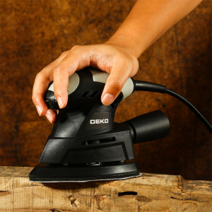 Дельташлифмашина Deko DKS200 063-4235 в процессе работы