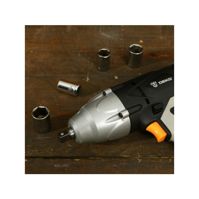 Гайковерт Deko DKIW950 063-4185 вблизи