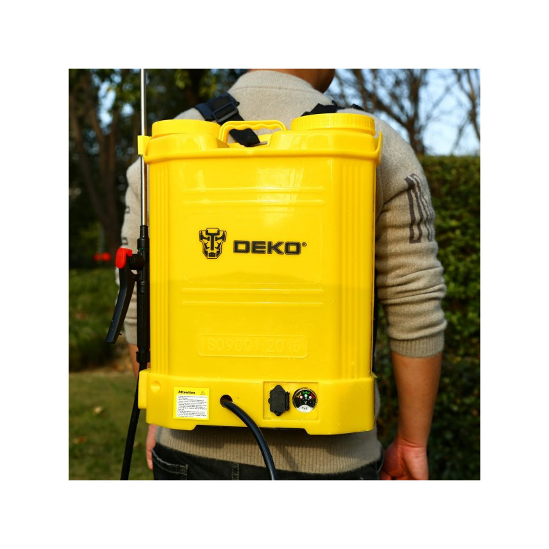 Аккумуляторный опрыскиватель Deko DKSP10 065-0942 на спине
