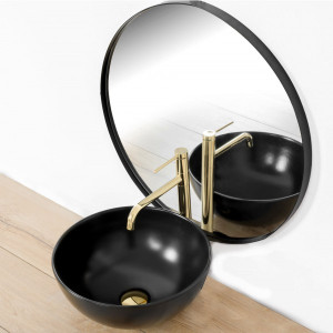 Смеситель Rea Lugano Rea-B5002 золотой сбоку