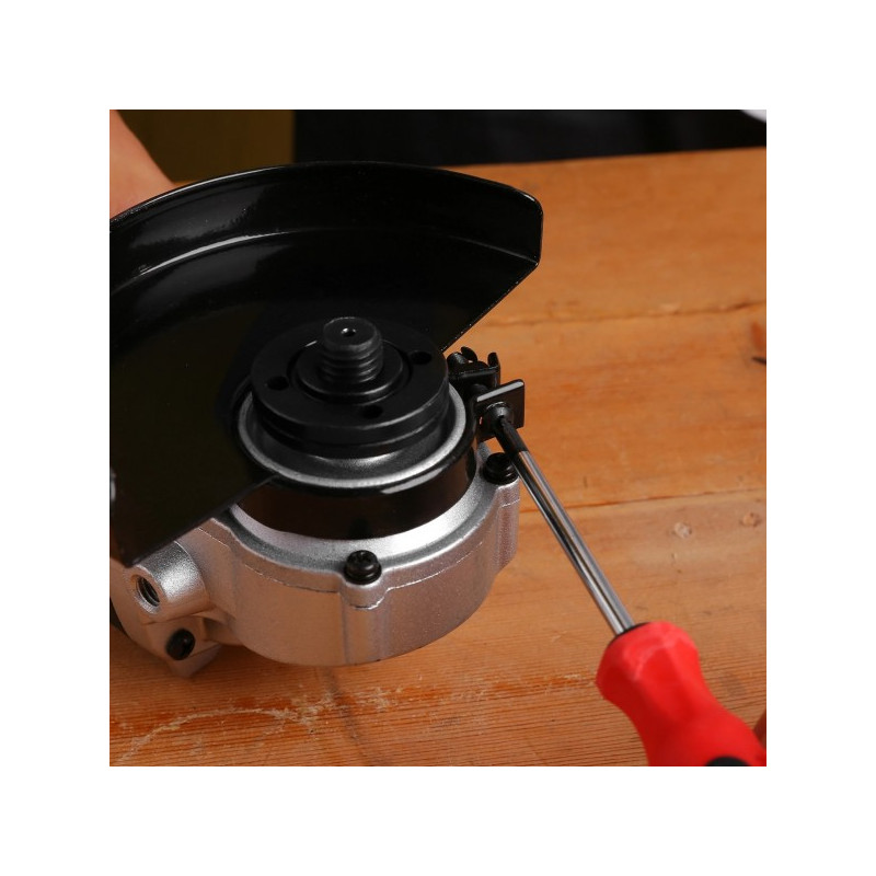 Угловая шлифмашина Deko DKAG750 063-4164 регулировка