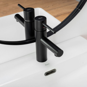 Смеситель Rea Tess Rea-B8881 черный на умывальнике