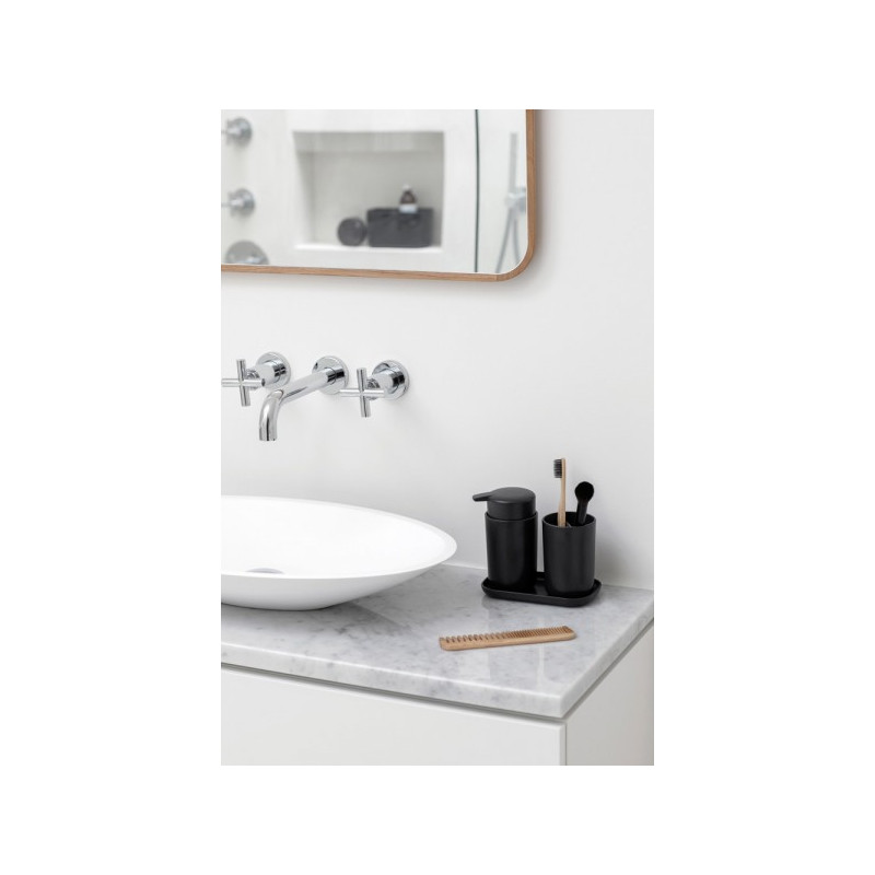 Набор аксессуаров для ванной Brabantia ReNew 280368 черный (3 предмета) в интерьере
