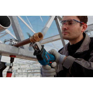 Сабельная пила Bosch GSA 12V-14 Professional 060164L902 (без АКБ) для резки металла