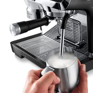 Кофеварка DeLonghi EC 9355 BM пенка