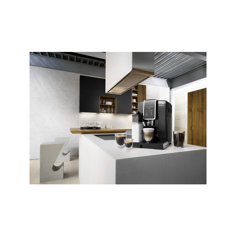 Кофемашина DeLonghi Dinamica ECAM350.50.B в интерьере