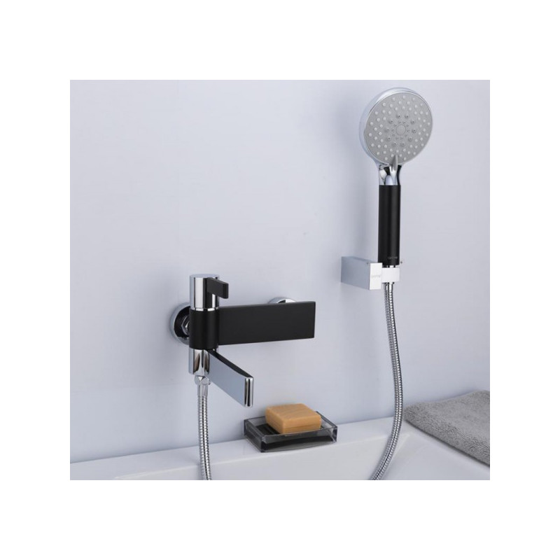 Смеситель Gappo Atlantic G3281 черный/хром в интерьере