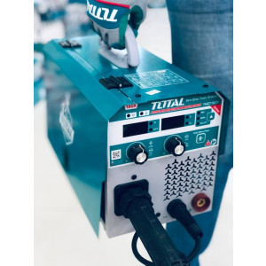 Сварочный полуавтомат-инвертор Total TMGT1601 в интерьере