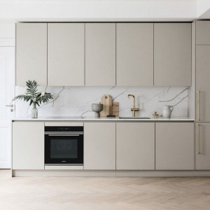 Электрический духовой шкаф Akpo PEA 7213 SSD07 BL Black в интерьере