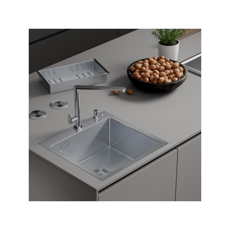 Кухонная мойка Roxen Simple 50 сатин в интерьере
