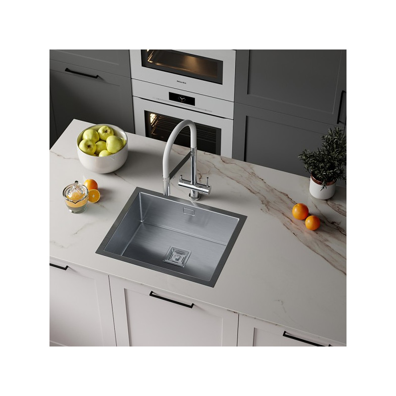 Кухонная мойка Roxen Uno 54 сатин в интерьере