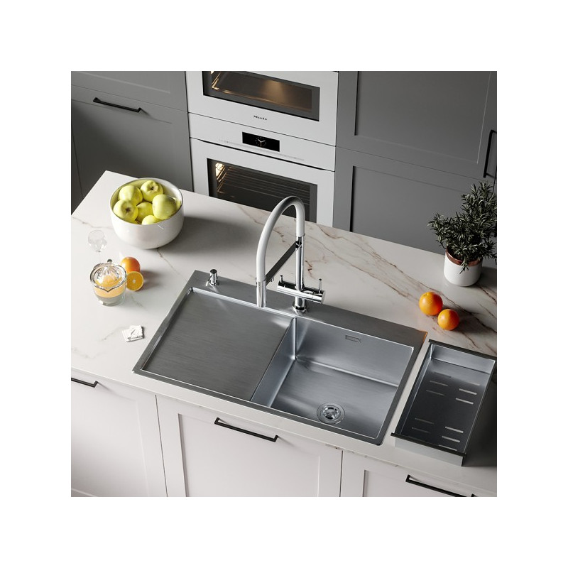 Кухонная мойка Roxen Vespa 70R сатин в интерьере