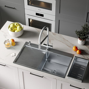 Кухонная мойка Roxen Vespa 70R сатин в интерьере