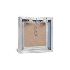 Люк Люкрай СТ 40-30 вид сзади