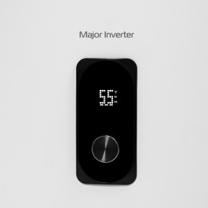 Накопительный водонагреватель Royal Thermo RWH 80 Major Inverter дисплей вблизи