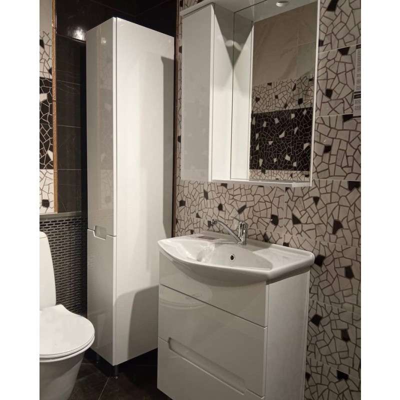 Шкаф с зеркалом Garda Marko-3 650L Шн_з_1дв_650L_Marko в интерьере