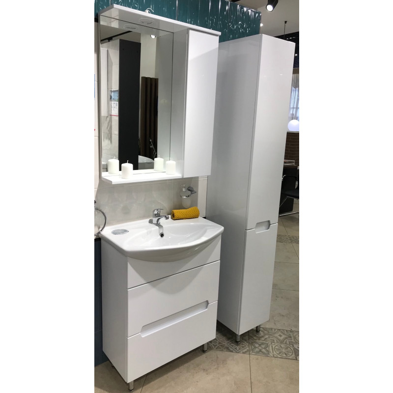 Шкаф-пенал Garda Marko23_300L 04.23.300L в интерьере (2)