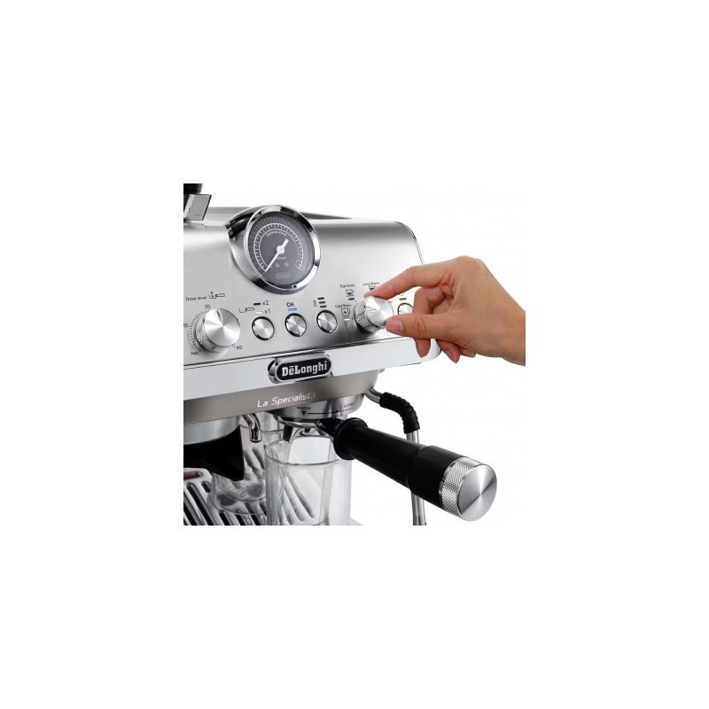 Кофеварка DeLonghi EC 9255 M вблизи