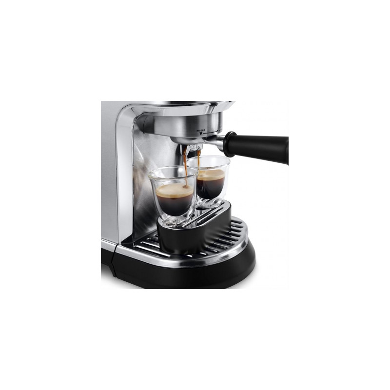 Кофеварка DeLonghi EC 950 M две чашки