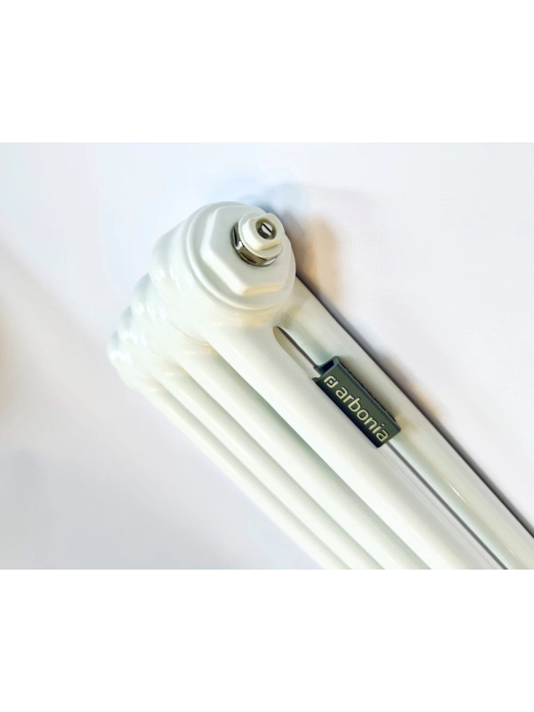 Радиатор стальной Arbonia 2200 (5 секций) в интерьере сбоку