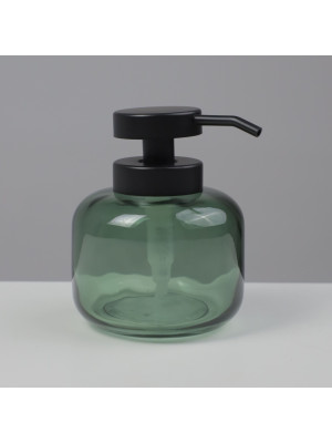 Дозатор жидкого мыла AksHome Aura зеленый в интерьере