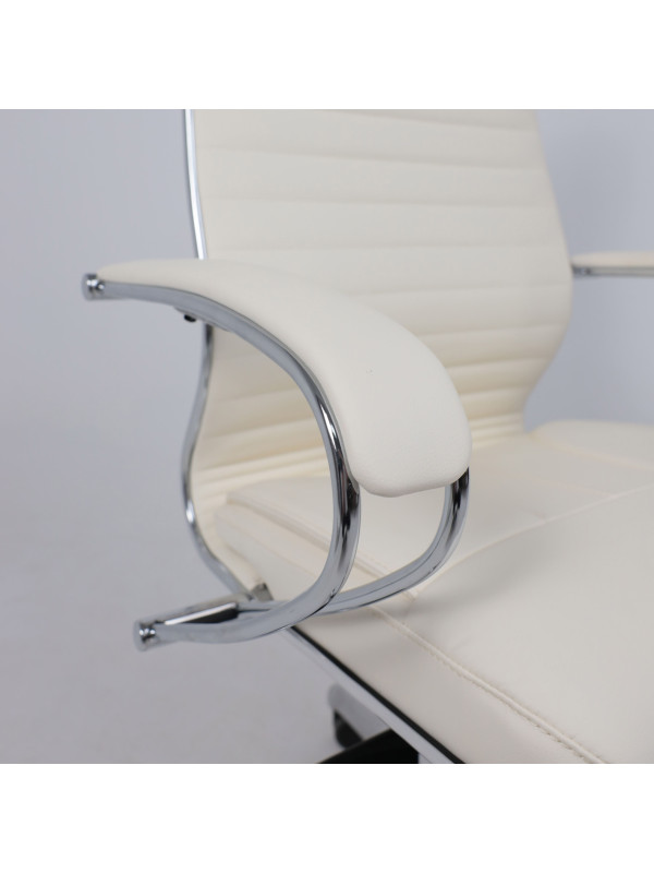 Кресло компьютерное Metta Samurai KL-1.04 молочный мягкие подлокотники