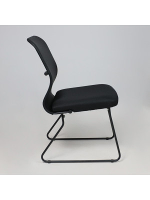 Стул офисный Metta Sit 8 черный сбоку