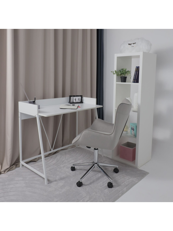 Кресло компьютерное AksHome Bella chrome серый в интерьере