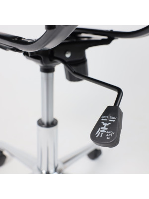 Кресло компьютерное AksHome Evelin черный механизм регулировки