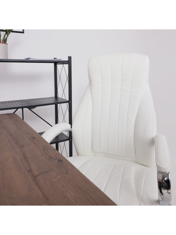 Кресло компьютерное AksHome Mastif Eco белый в интерьере