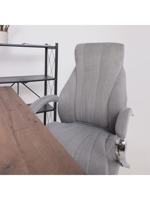 Кресло компьютерное AksHome Mastif серый в интерьере