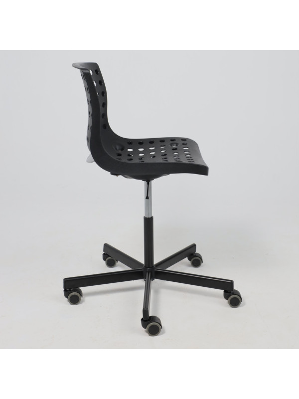 Кресло компьютерное AksHome Ora черный сбоку