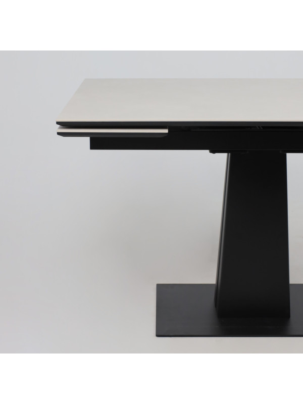 Кухонный стол Lepremo AV 2119 серый матовый Carmen Light Grey/черный спереди