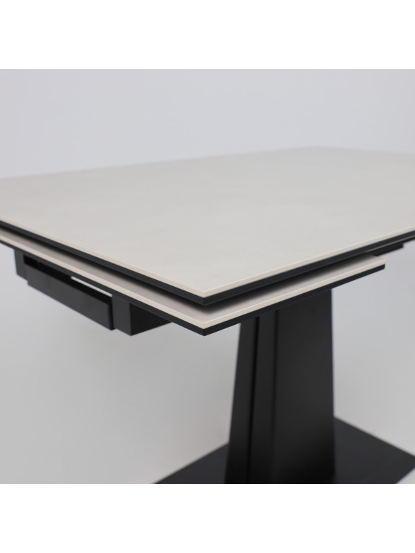 Кухонный стол Lepremo AV 2119 серый матовый Carmen Light Grey/черный сверху