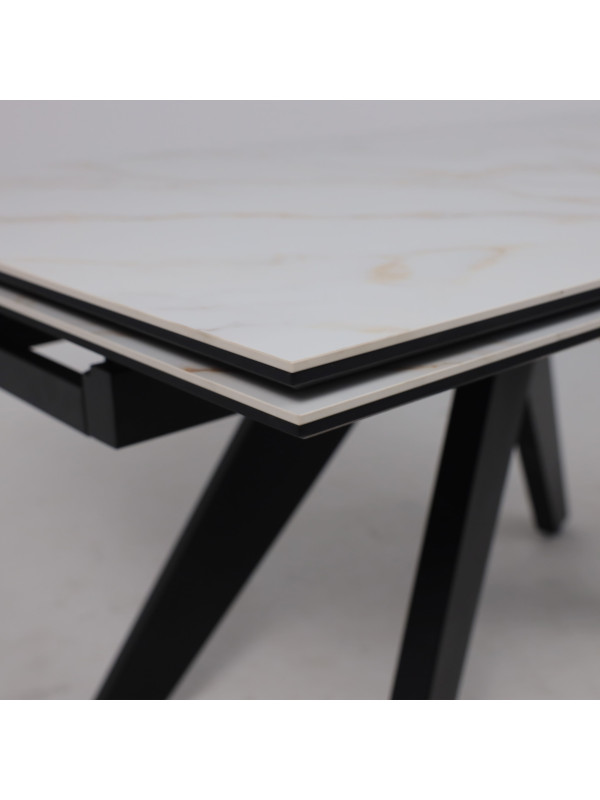 Кухонный стол Lepremo AV 2122 белый глянцевый Carla Larkin/черный вблизи