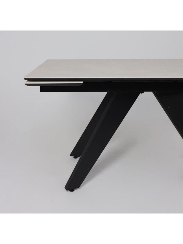 Кухонный стол Lepremo AV 2122 серый матовый Carmen Light Grey/черный спереди