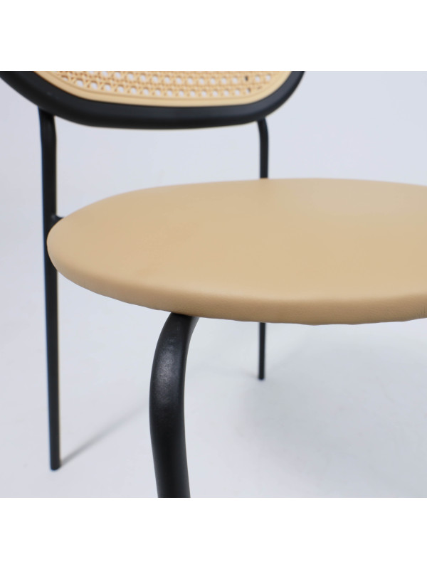 Стул AksHome Teo бежевый/черный под углом