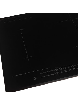 Индукционная варочная панель ZorG INO62 Black вблизи (1)