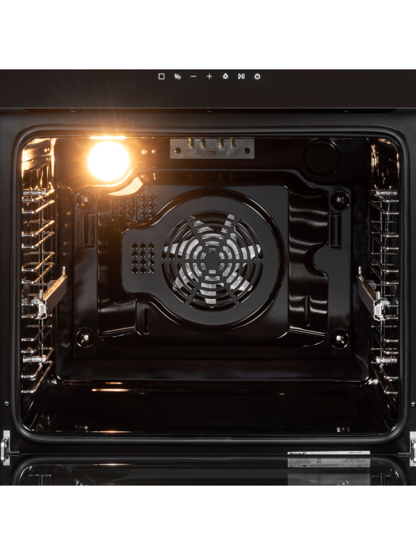 Электрический духовой шкаф ZorG NEO613 Black изнутри