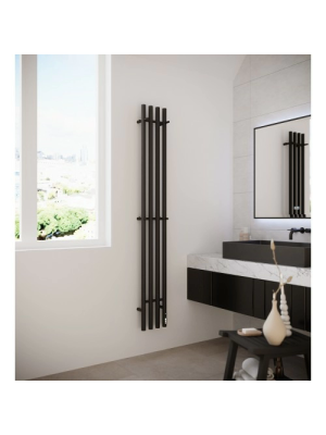 Полотенцесушитель Terminus Стойка электро Quatro круг 1600 черный в интерьере