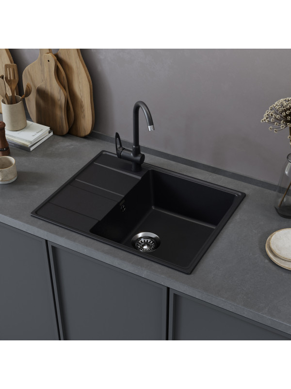 Кухонная мойка Maunfeld Lacrima 650 MFQS-650B черный в интерьере