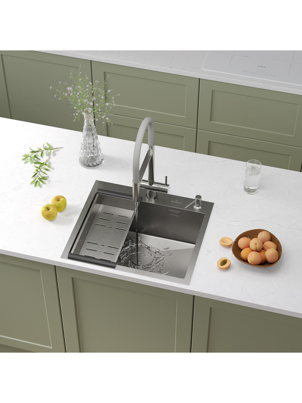 Кухонная мойка Roxen Simple 560220-55 сатин в интерьере