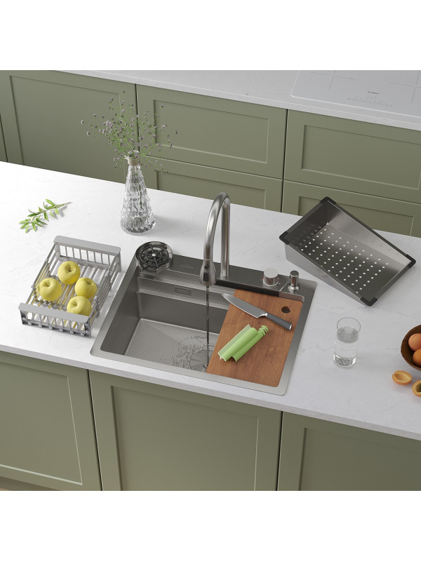 Кухонная мойка Roxen Stage Plus 560250-60-S текстурный сатин в интерьере