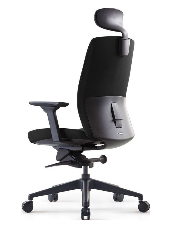 Кресло компьютерное BESTUHL J2 черный с подголовником вид в 3/4