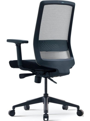 Кресло компьютерное BESTUHL S30 черная рама/черный вид 3/4