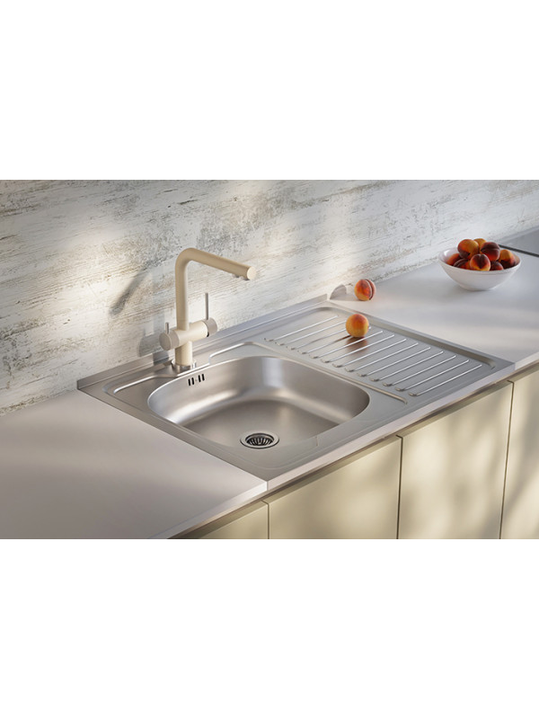 Кухонная мойка КромРус S 420 RUS L нержавеющая сталь в интерьере