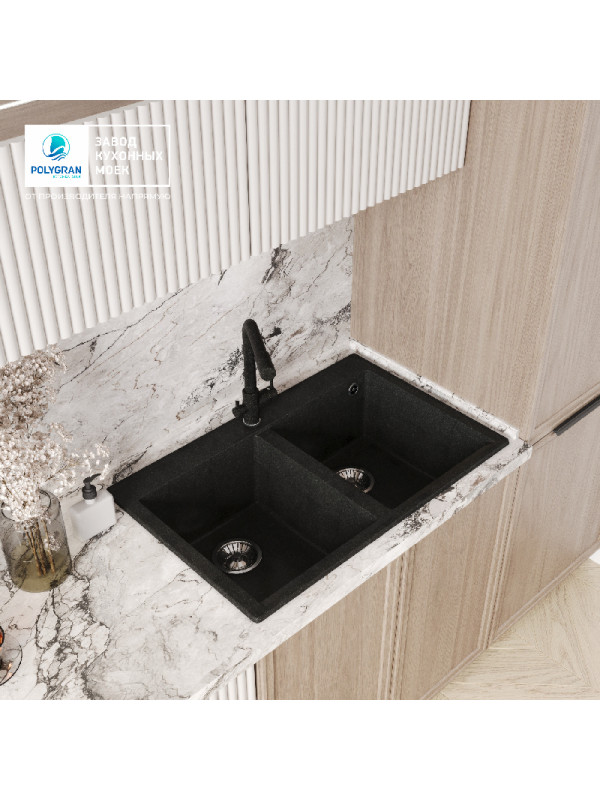 Кухонная мойка Polygran BRIG 790 космос черный металлик интерьер