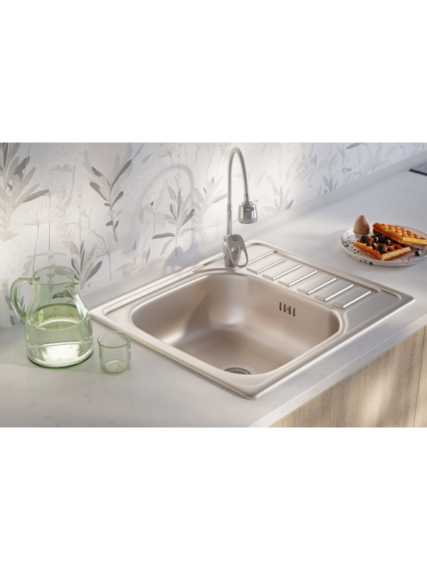 Кухонная мойка КромРус EC-296-D RUS  нержавеющая сталь в интерьере