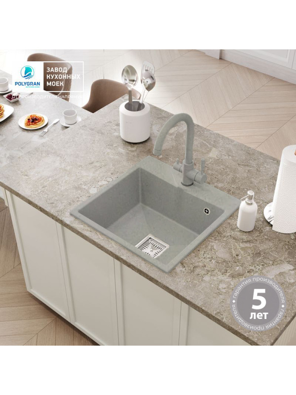 Кухонная мойка Polygran Blade 500 серый интерьер