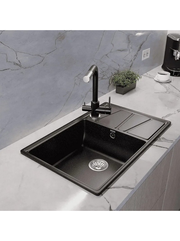 Кухонная мойка GranFest GF-V-780L черный интерьер